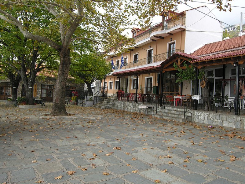 Πλατεία Ραψάνης Ολύμπου