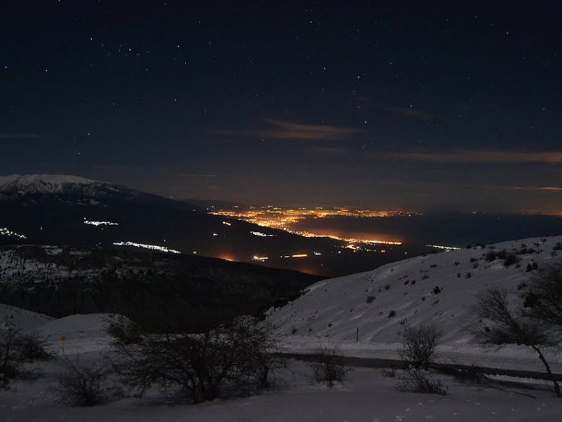 Η Ραψάνη Ολύμπου από το Καταφύγιο Κισσάβου